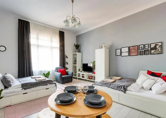 d.Five Sörház Apartment